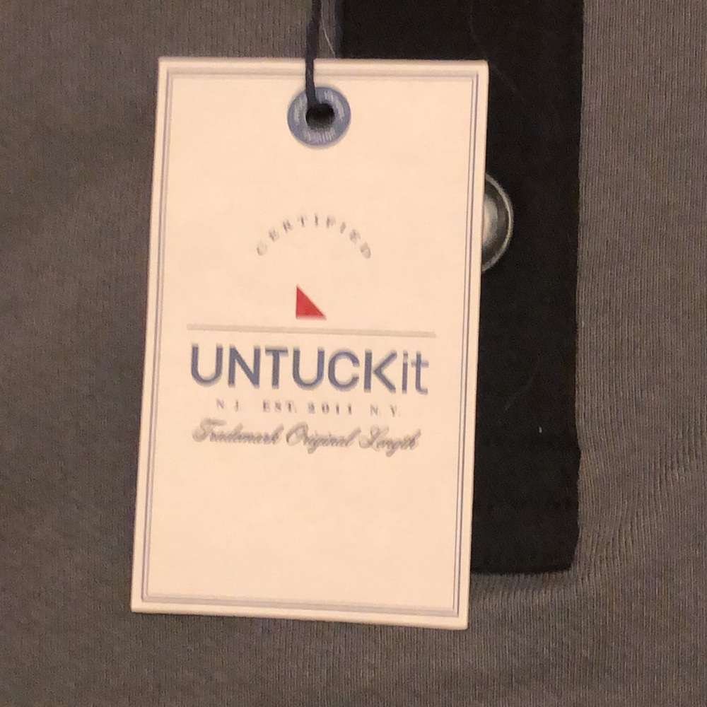 UNTUCKit NEW 3 Button Sweater/Shirt. NWT - Picture 3 of 7